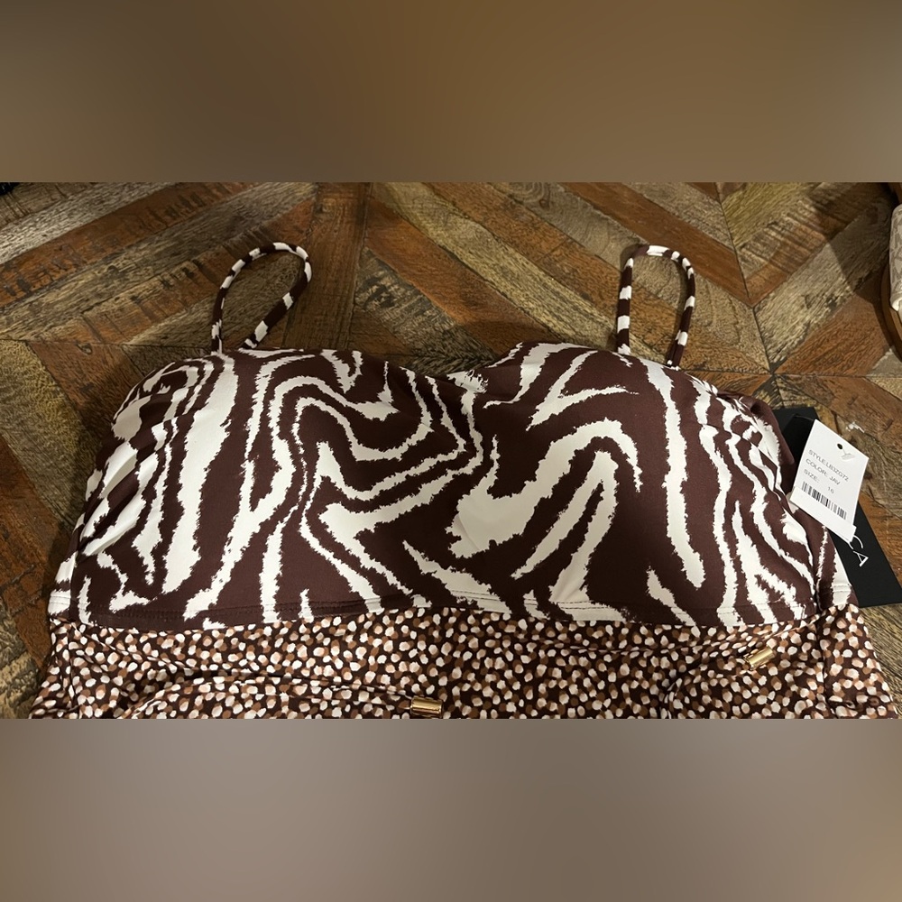 La  Blanca Fierce lines bandeau mini swim top size 16. Java animal print NWT